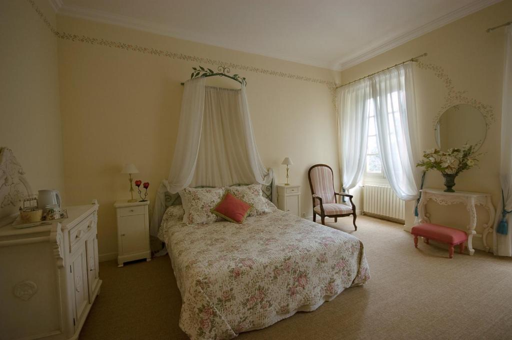 Le Castel Du Mont Boise Hotel Montboucher-sur-Jabron Ruang foto